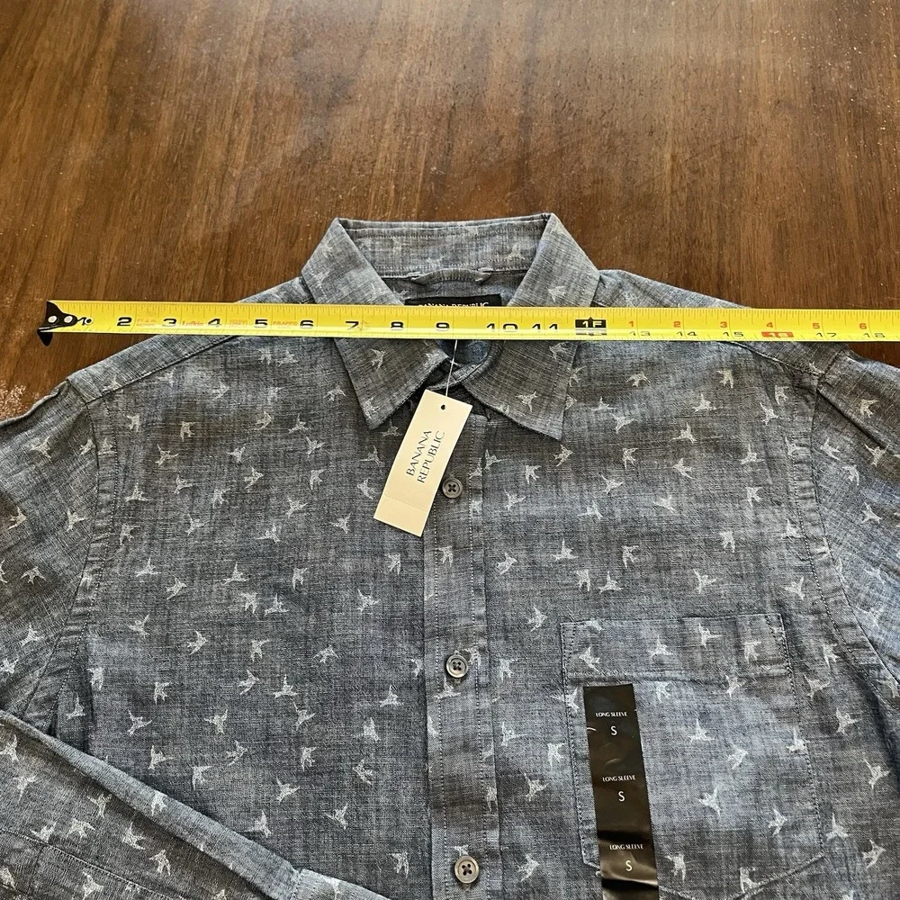 Banana Republic Soft Wash Men's S Cotton Blue Bird Print Button Down shirt NWT